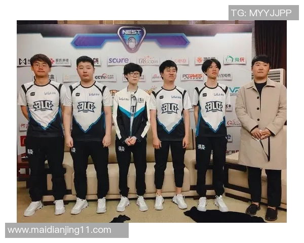 世界大师赛中BLG团队协作表现分析与点评探讨